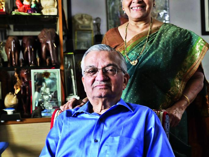 Nuclear physicist and great scientist Dr Anil Kakodkar's biography by Aneeta Patil - 'Surayakoti Samaprabha : Drashta Anuyatrik ! | द्रष्टा अणुयात्रिक! Nuclear physicist and great scientist Dr Anil Kakodkar's biography by Aneeta Patil - 'Surayakoti Samaprabha : Drashta Anuyatrik ! | द्रष्टा अणुयात्रिक!