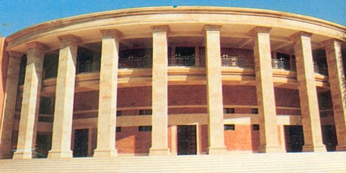 Funding difficulties in preparing for the Winter Session; There is no effort from the state government, works worth 95 crores are stalled | हिवाळी अधिवेशनाच्या तयारीत निधीची अडचण; राज्य सरकारकडून दमडीही नाही, ९५ कोटींची कामे ठप्प Funding difficulties in preparing for the Winter Session; There is no effort from the state government, works worth 95 crores are stalled | हिवाळी अधिवेशनाच्या तयारीत निधीची अडचण; राज्य सरकारकडून दमडीही नाही, ९५ कोटींची कामे ठप्प