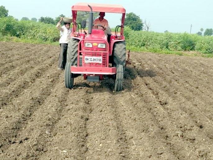 26 lakh farmers in the state deprived of the benefit of honor scheme! | राज्यात २६ लाख शेतकरी सन्मान योजनेच्या लाभापासून वंचित! 26 lakh farmers in the state deprived of the benefit of honor scheme! | राज्यात २६ लाख शेतकरी सन्मान योजनेच्या लाभापासून वंचित!