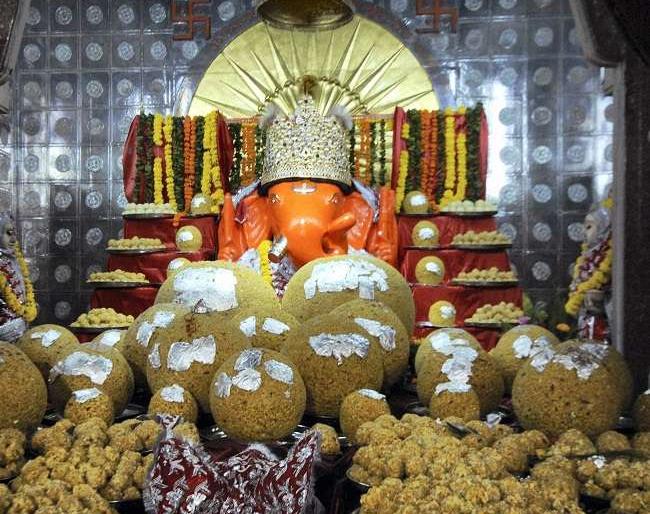 Fourth Prakrishna ... of Ganesh Chaturthi | चतुर्थ प्रदक्षिणा...गणेश चतुर्थीची Fourth Prakrishna ... of Ganesh Chaturthi | चतुर्थ प्रदक्षिणा...गणेश चतुर्थीची