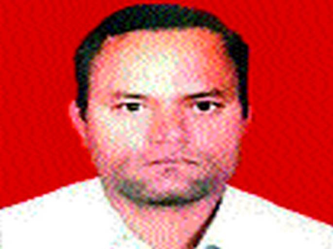 The clerk died when he returned from office | निवडणुकीचे काम आटोपून परतताना लिपिकाचा मृत्यू The clerk died when he returned from office | निवडणुकीचे काम आटोपून परतताना लिपिकाचा मृत्यू