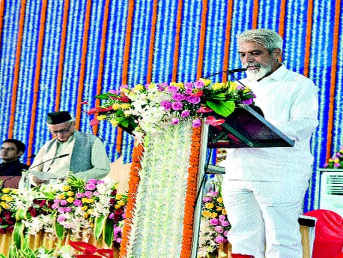 After 90 years, the district has two cabinet ministers | १९ वर्षांनंतर जिल्ह्याला दोन कॅबिनेट मंत्रिपदे After 90 years, the district has two cabinet ministers | १९ वर्षांनंतर जिल्ह्याला दोन कॅबिनेट मंत्रिपदे