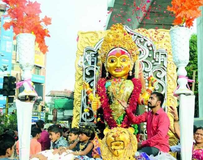 Establishment of Adi Shakti in Nagpur | उपराजधानीत आदिशक्तीची उत्साहात स्थापना Establishment of Adi Shakti in Nagpur | उपराजधानीत आदिशक्तीची उत्साहात स्थापना