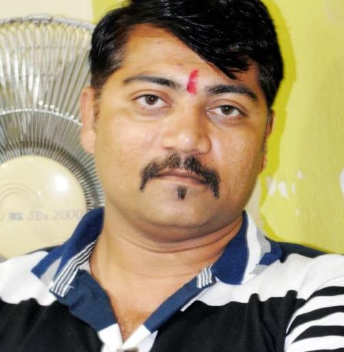 Lokmat's sub-editor of Wardha, Prashant Helondey, passes away | वर्धा येथील पत्रकार प्रशांत हेलोंडे यांचे अपघाती निधन