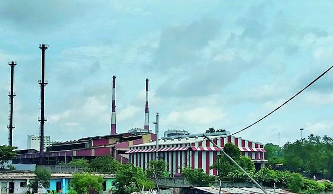 The health hazard of the people of Takalghat in Nagpur district | नागपूर जिल्ह्यातील टाकळघाटवासीयांचे आरोग्य धोक्यात The health hazard of the people of Takalghat in Nagpur district | नागपूर जिल्ह्यातील टाकळघाटवासीयांचे आरोग्य धोक्यात