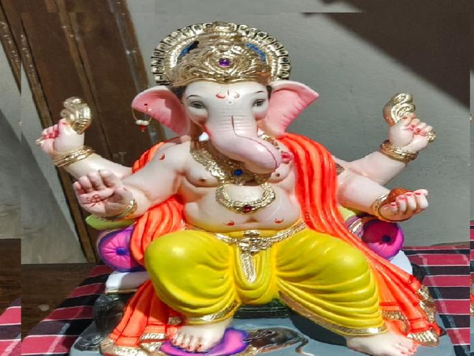 Ganesh Jayanti Special Attractive one and a half feet tall Panchagavya Ganesh idol in Kolhapur | गणेश जयंती विशेष: कोल्हापुरात दीड फुटाची आकर्षक पंचगव्य गणेशमूर्ती Ganesh Jayanti Special Attractive one and a half feet tall Panchagavya Ganesh idol in Kolhapur | गणेश जयंती विशेष: कोल्हापुरात दीड फुटाची आकर्षक पंचगव्य गणेशमूर्ती