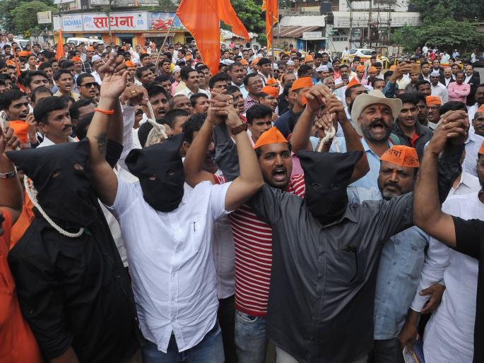 Maratha Reservation: Close to 25 villages of Kolhapur district | Maratha Reservation : कोल्हापूर जिल्ह्यातील पंचवीस गावांचा कडकडीत बंद Maratha Reservation: Close to 25 villages of Kolhapur district | Maratha Reservation : कोल्हापूर जिल्ह्यातील पंचवीस गावांचा कडकडीत बंद