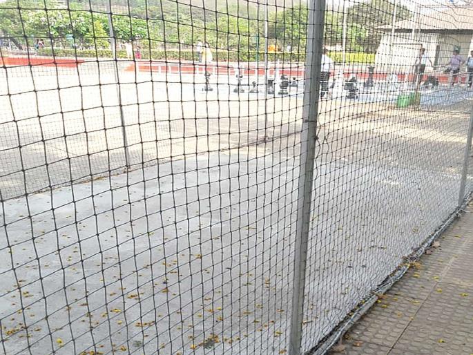 The toys in Wonder Park are closed, ignoring the corporation | वंडर्स पार्कमधील खेळणी बंद, पालिकेचे दुर्लक्ष The toys in Wonder Park are closed, ignoring the corporation | वंडर्स पार्कमधील खेळणी बंद, पालिकेचे दुर्लक्ष