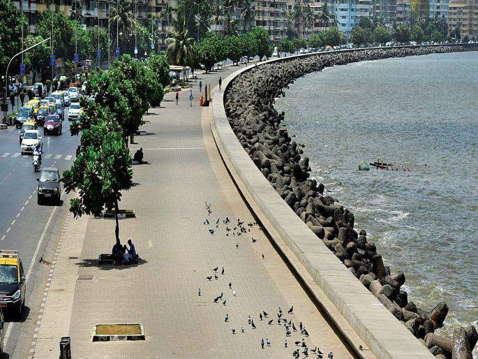 Cloudy clouds likely to remain cloudy in Mumbai | ढगाळ मुंबईत पावसाची शक्यता कायम Cloudy clouds likely to remain cloudy in Mumbai | ढगाळ मुंबईत पावसाची शक्यता कायम