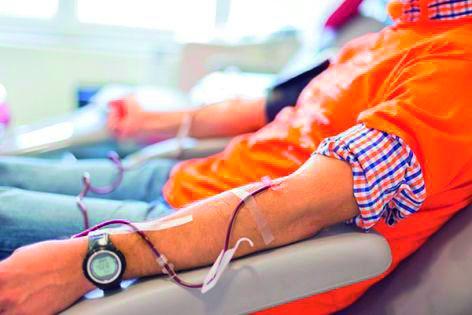 The name of the Wooden town raised by the donor's team | रक्तदाता संघाने उंचावले वरूडनगरीचे नाव