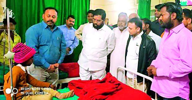 Health Minister takes care of the hospital | आरोग्यमंत्र्यांनी घेतली रुग्णालयाची झाडाझडती