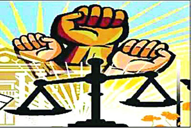 Order to pay 15 thousand rupees with one lac deposit | एक लाखाच्या ठेवीसह १५ हजार देण्याचे आदेश Order to pay 15 thousand rupees with one lac deposit | एक लाखाच्या ठेवीसह १५ हजार देण्याचे आदेश