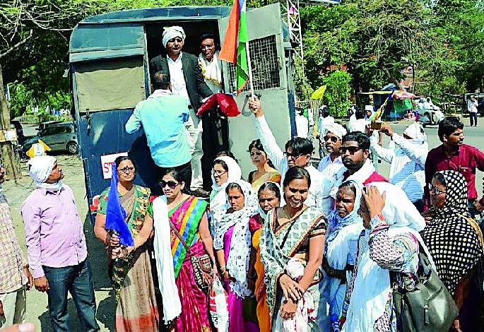 Jailbreak against EVM | ईव्हीएम विरोधात जेलभरो