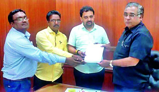 Salary pending cases in 15 days | शालार्थ प्रलंबित प्रकरणे १५ दिवसांत निकाली Salary pending cases in 15 days | शालार्थ प्रलंबित प्रकरणे १५ दिवसांत निकाली