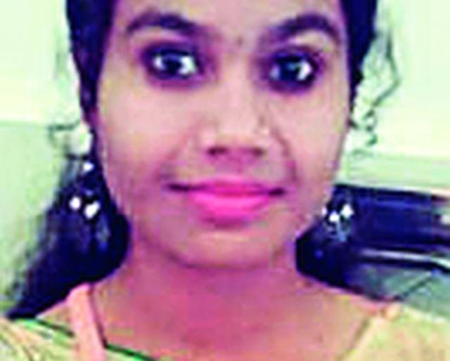 Student Suicide Before Execution | निकालापूर्वीच विद्यार्थिनीची आत्महत्या Student Suicide Before Execution | निकालापूर्वीच विद्यार्थिनीची आत्महत्या