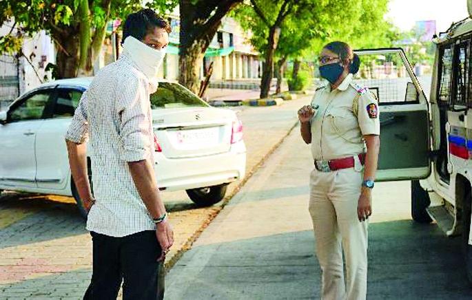 The youth arrived in Ambanagari while sitting in a milk tanker | दुधाच्या टँकरमध्ये बसून तरुण पोहोचले अंबानगरीत The youth arrived in Ambanagari while sitting in a milk tanker | दुधाच्या टँकरमध्ये बसून तरुण पोहोचले अंबानगरीत
