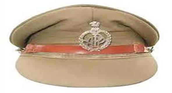 Being filing a crime 'he' remained 'Khki' deprived | गुन्हा दाखल असल्याने ‘तो’ राहिला ‘खाकी’पासून वंचित Being filing a crime 'he' remained 'Khki' deprived | गुन्हा दाखल असल्याने ‘तो’ राहिला ‘खाकी’पासून वंचित