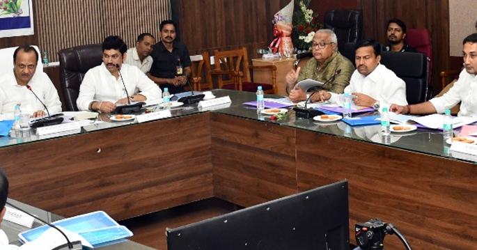 Approval of Rs 5 crore plan of Beed District Annual Plan | बीड जिल्हा वार्षिक योजनेच्या ३०० कोटींच्या आराखड्यास मान्यता Approval of Rs 5 crore plan of Beed District Annual Plan | बीड जिल्हा वार्षिक योजनेच्या ३०० कोटींच्या आराखड्यास मान्यता