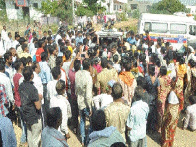 Family dispute; The victim of pinch | कौटुंबिक वाद; चिमुकल्यांचा बळी Family dispute; The victim of pinch | कौटुंबिक वाद; चिमुकल्यांचा बळी