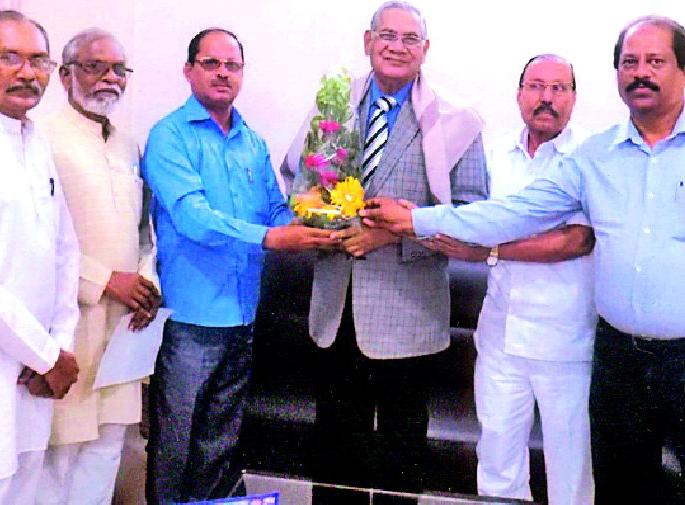 Embrace the views of Babasaheb | बाबासाहेबांचे विचार आत्मसात करा Embrace the views of Babasaheb | बाबासाहेबांचे विचार आत्मसात करा