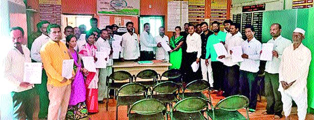 Housing scheme; Construction order | घरकुल योजना; बांधकामाचे आदेश