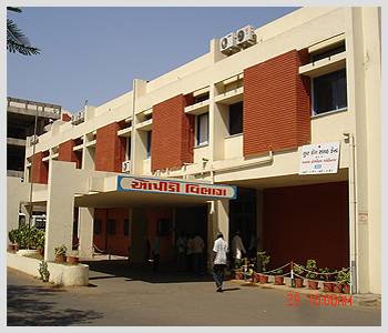 Corona infects 19 people, injures seven in urban areas | कोरोनाची १९ जणांना लागण, नगर शहरात सात जण बाधित Corona infects 19 people, injures seven in urban areas | कोरोनाची १९ जणांना लागण, नगर शहरात सात जण बाधित