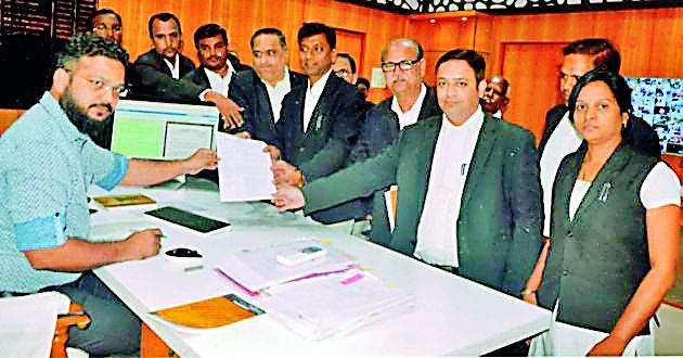 Advocates of labor movement | वकिलांचे कामबंद आंदोलन Advocates of labor movement | वकिलांचे कामबंद आंदोलन