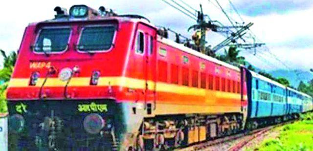 Ballarshah Passenger Run till Dongargarh | बल्लारशाह पॅसेंजर डोंगरगडपर्यंत न्यावी Ballarshah Passenger Run till Dongargarh | बल्लारशाह पॅसेंजर डोंगरगडपर्यंत न्यावी