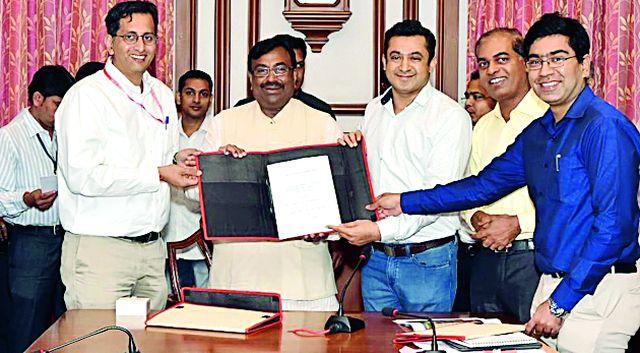 Memorandum of Understanding for Cancer Hospital in Chandrapur | चंद्रपुरातील कर्करोग रुग्णालयासाठी सामंजस्य करार