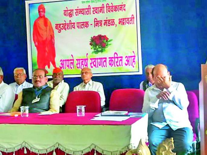 Let the old generation know | नव्या पिढीने ज्येष्ठांना समजून घ्यावे Let the old generation know | नव्या पिढीने ज्येष्ठांना समजून घ्यावे