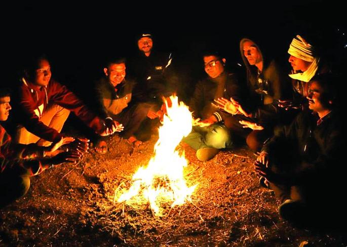 Cold wave in Akola district! | अकोला जिल्ह्यात थंडीचा कडाका!