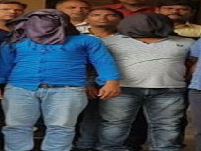 Two persons arrested from Indore in connection with Dhule's murder | धुळ्य़ातील गुडय़ा खून प्रकरणी इंदूरमधून दोन जणांना अटक Two persons arrested from Indore in connection with Dhule's murder | धुळ्य़ातील गुडय़ा खून प्रकरणी इंदूरमधून दोन जणांना अटक