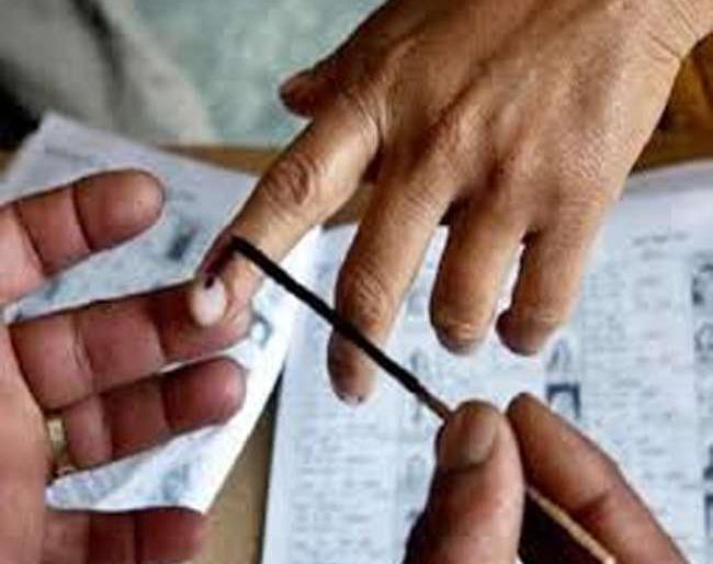 Bugle of five Nagar Panchayats in the district from today | जिल्ह्यातील पाच नगरपंचायतींचा आजपासून बिगुल