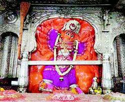 Resolution of beer shop canceled in the village meeting on the fort | गडावरील ग्रामसभेत बीअर शॉपीचा ठराव रद्द Resolution of beer shop canceled in the village meeting on the fort | गडावरील ग्रामसभेत बीअर शॉपीचा ठराव रद्द