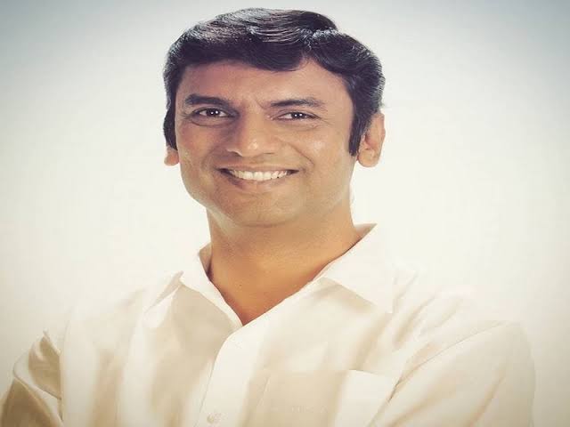 Shankarrao Gadakh takes oath as cabinet ministerशंकरराव गडाख यांनी घेतली कॅबिनेट मंत्रीपदाची शपथ | शंकरराव गडाख यांनी घेतली कॅबिनेट मंत्रीपदाची शपथ Shankarrao Gadakh takes oath as cabinet ministerशंकरराव गडाख यांनी घेतली कॅबिनेट मंत्रीपदाची शपथ | शंकरराव गडाख यांनी घेतली कॅबिनेट मंत्रीपदाची शपथ