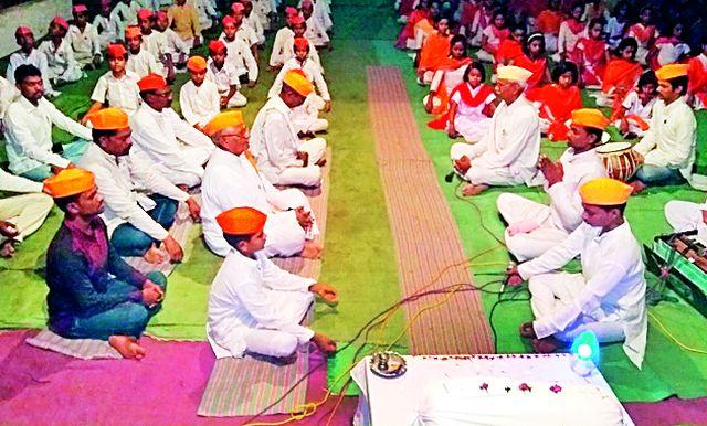 The true essence of life is in the village song of Saints | जीवनाचा खरा सार राष्ट्र संताच्या ग्रामगीतेत