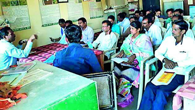 Agriculture Friendly Meet by Agricultural Technology Management System | कृषी तंत्रज्ञान व्यवस्थापन यंत्रणेतर्फे कृषी मित्रांची सभा Agriculture Friendly Meet by Agricultural Technology Management System | कृषी तंत्रज्ञान व्यवस्थापन यंत्रणेतर्फे कृषी मित्रांची सभा