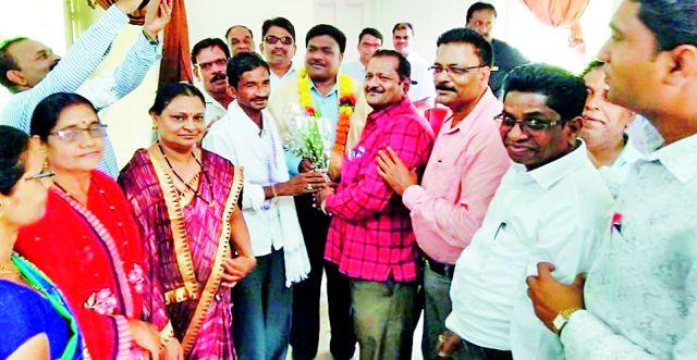 Taluka level meeting of Primary Teachers Committee | प्राथमिक शिक्षक समितीचा तालुकास्तरीय मेळावा Taluka level meeting of Primary Teachers Committee | प्राथमिक शिक्षक समितीचा तालुकास्तरीय मेळावा