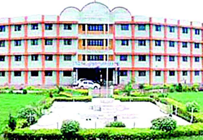 Haste to arrange for transfer before the end of the administration | प्रशासकराज संपण्यापूर्वी बदल्या मार्गी लावण्याची घाई Haste to arrange for transfer before the end of the administration | प्रशासकराज संपण्यापूर्वी बदल्या मार्गी लावण्याची घाई