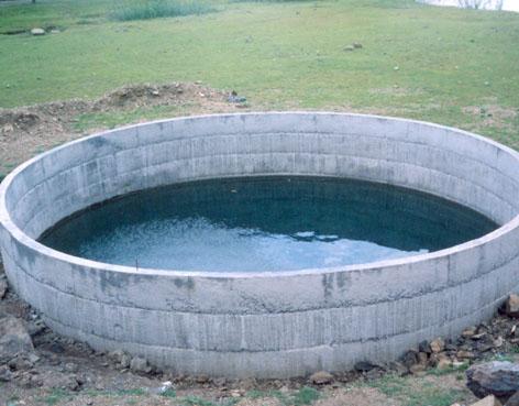 Water supply to 82 villages in Jalna district by 116 tankers | जालना जिल्ह्यात ८२ गावांना ११६ टँकरने पाणीपुरवठा Water supply to 82 villages in Jalna district by 116 tankers | जालना जिल्ह्यात ८२ गावांना ११६ टँकरने पाणीपुरवठा