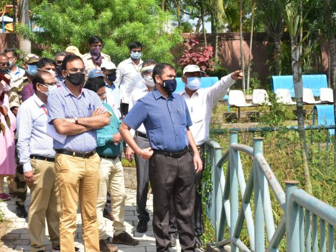 Municipal Commissioner inspected Phalke memorial | मनपा आयुक्तांनी केली फाळके स्मारकाची पाहणी