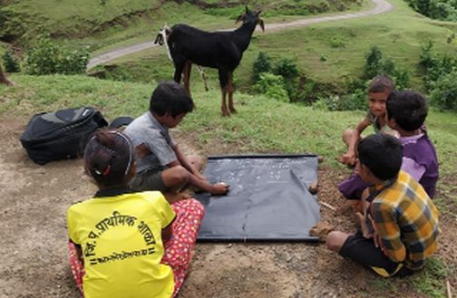 Unique school on the hill | ‘टेकडी’वरील अनोखी शाळा Unique school on the hill | ‘टेकडी’वरील अनोखी शाळा