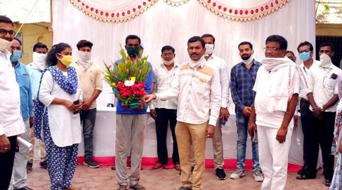 Discussion that the meeting was adjourned due to controversial issues | वादग्रस्त विषयांमुळे सभा तहकूब झाल्याची चर्चा Discussion that the meeting was adjourned due to controversial issues | वादग्रस्त विषयांमुळे सभा तहकूब झाल्याची चर्चा