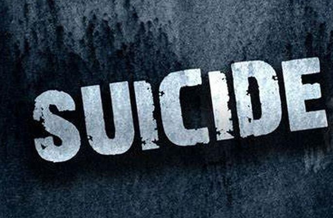 Husband commits suicide after wife Maheri departs | पत्नी माहेरी निघून गेल्याने पतीने केली आत्महत्या Husband commits suicide after wife Maheri departs | पत्नी माहेरी निघून गेल्याने पतीने केली आत्महत्या