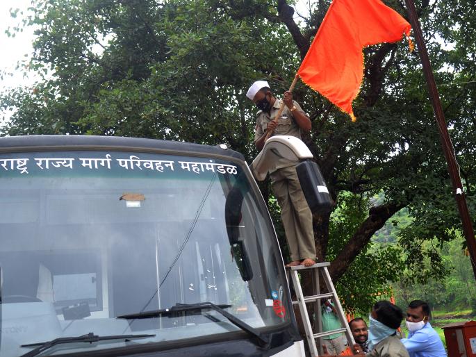 Article on Issue take rent from Nivrutinath Nath Maharaj Palkhi by ST Bus | परिवहनाची असंवेदनशीलता सश्रद्ध मनांना घायाळ करून जाणारीच ठरली Article on Issue take rent from Nivrutinath Nath Maharaj Palkhi by ST Bus | परिवहनाची असंवेदनशीलता सश्रद्ध मनांना घायाळ करून जाणारीच ठरली