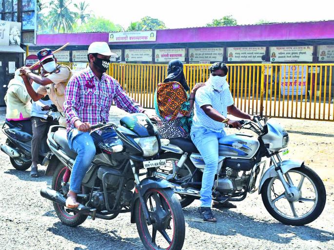CoronaVirus Lockdown: 3 police in the district on settlement | CoronaVirus Lockdown : जिल्ह्यात ७५० पोलीस बंदोबस्तावर CoronaVirus Lockdown: 3 police in the district on settlement | CoronaVirus Lockdown : जिल्ह्यात ७५० पोलीस बंदोबस्तावर