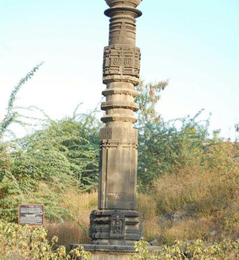 Parbhani: For years, the backwardness continues | परभणी : वर्षे सरली तरी मागासलेपण कायम