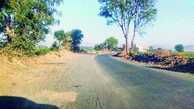 Road repair solutions | रस्त्यांच्या दुरुस्तीने समाधान Road repair solutions | रस्त्यांच्या दुरुस्तीने समाधान