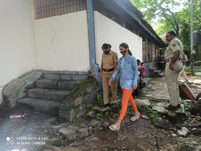 The rent for a day's bungalow was Rs 57,000! | एका दिवसाचे ५७ हजार रुपये ठरले होते बंगल्यांचे भाडे! The rent for a day's bungalow was Rs 57,000! | एका दिवसाचे ५७ हजार रुपये ठरले होते बंगल्यांचे भाडे!