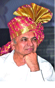 Increase in fanatic atmosphere in the country | देशात धर्मांधतेच्या वातावरणात वाढ Increase in fanatic atmosphere in the country | देशात धर्मांधतेच्या वातावरणात वाढ